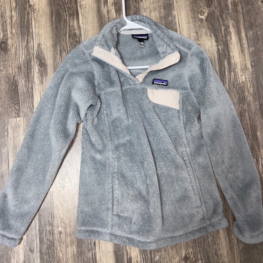 Patagonia pull over